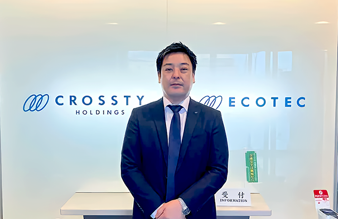 いつでも気軽にコミュニケーションが取れる環境。全社朝礼や、常時接続が拠点間の距離感を縮めた。
